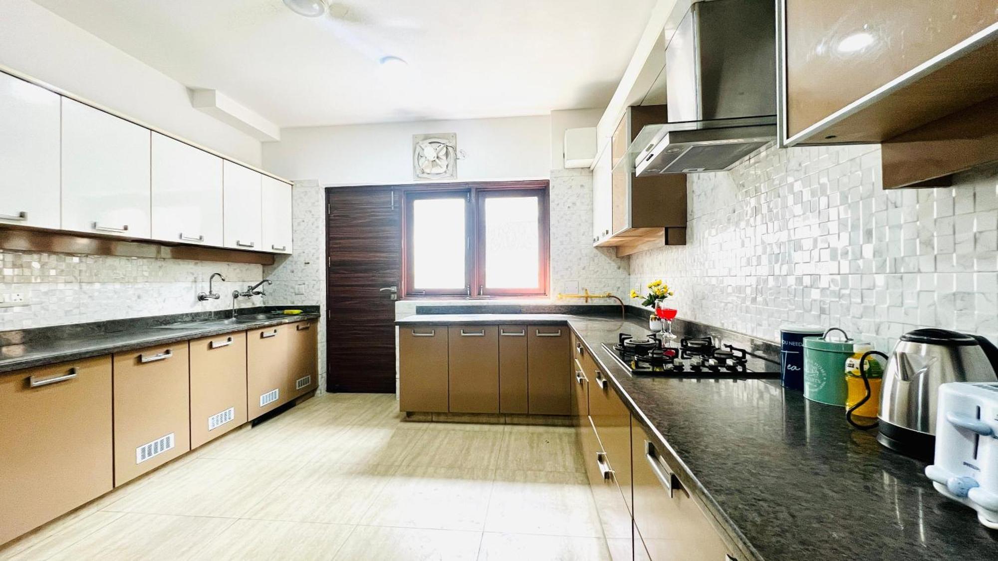 Olive Serviced Apartments - New Friends Colony ニューデリー エクステリア 写真